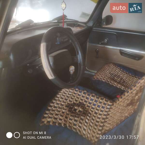 Седан Москвич/АЗЛК 2140 1982 в Кривому Розі