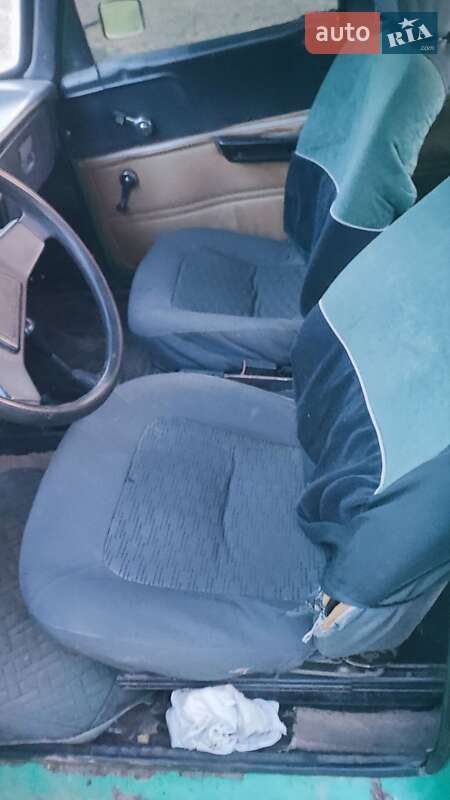 Седан Москвич/АЗЛК 2140 1986 в Ровно фото 6 Седан Москвич/АЗЛК 2140 1986 в Ровно