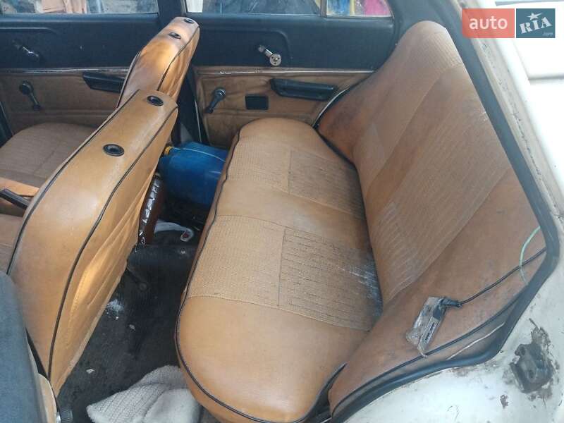 Седан Москвич/АЗЛК 2140 1982 в Днепре