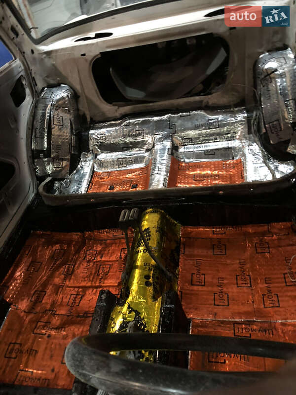 Седан Москвич/АЗЛК 2140 1979 в Львове фото 30 Седан Москвич/АЗЛК 2140 1979 в Львове