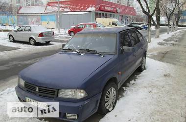 Хэтчбек Москвич/АЗЛК 2141 2000 в 