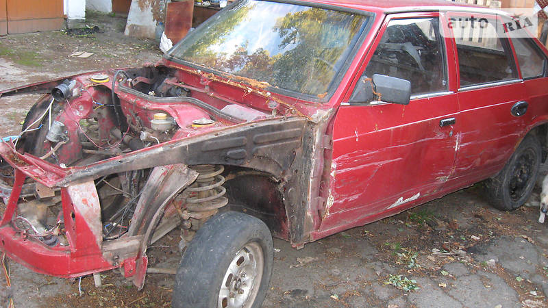 Хэтчбек Москвич/АЗЛК 2141 1991 в Ровно фото 5 Хэтчбек Москвич/АЗЛК 2141 1991 в Ровно