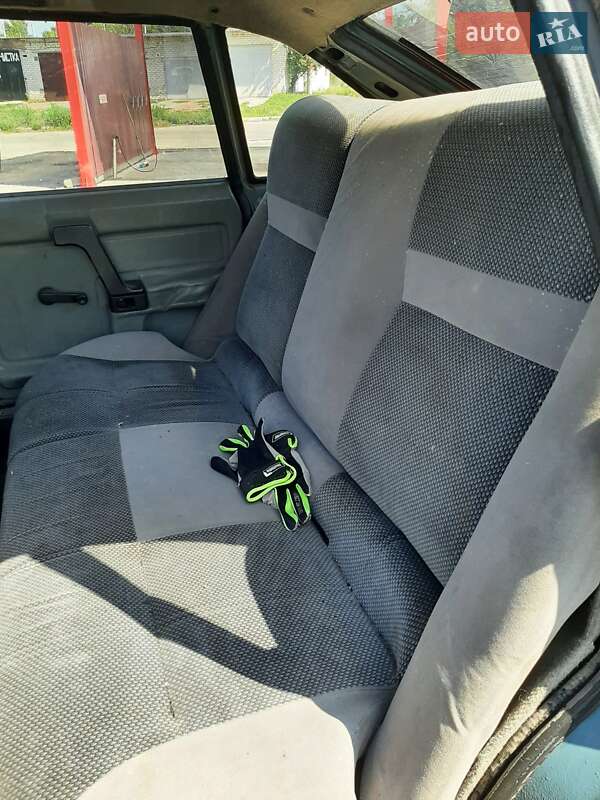 Седан Москвич/АЗЛК 2141 1991 в Чернигове