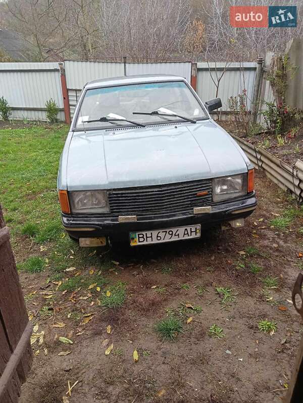 Хэтчбек Москвич/АЗЛК 2141 1992 в Балте