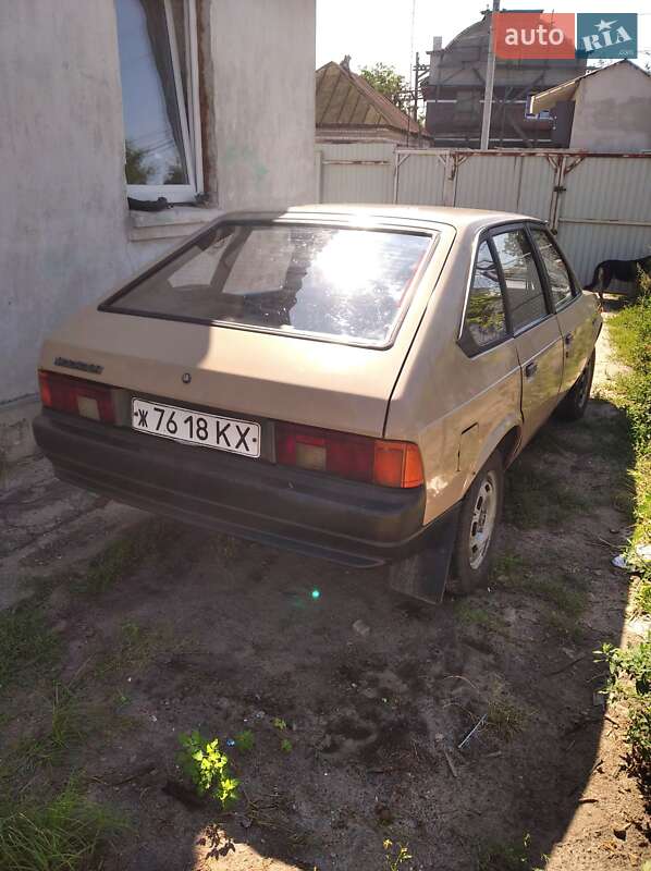 Хэтчбек Москвич/АЗЛК 2141 1989 в Броварах фото 5 Хэтчбек Москвич/АЗЛК 2141 1989 в Броварах