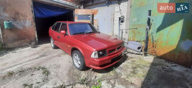 Лифтбек Москвич/АЗЛК 2141 1992 в Вышгороде