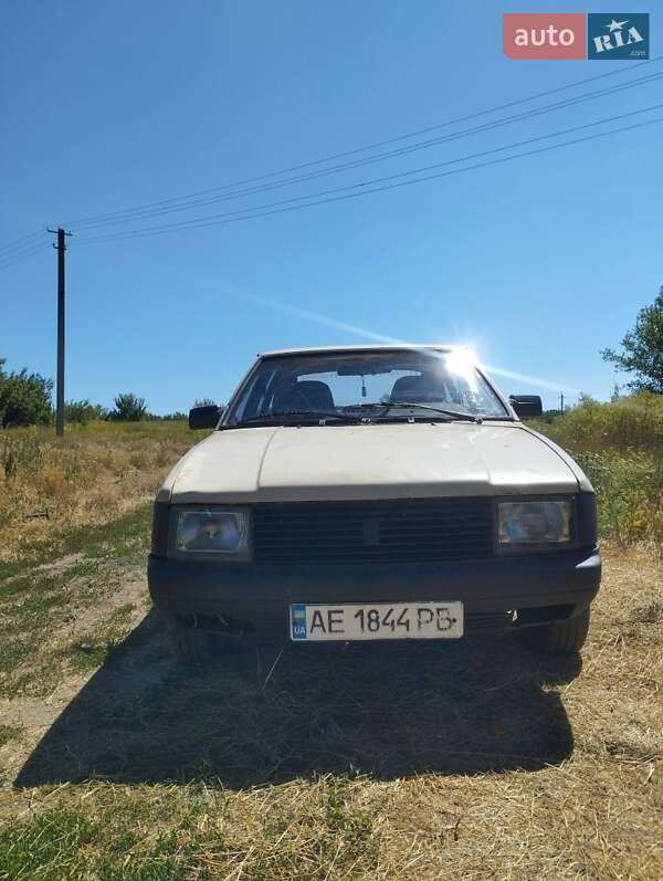 Хэтчбек Москвич/АЗЛК 2141 1990 в Соленом