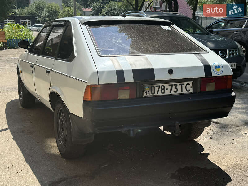 Седан Москвич/АЗЛК 2141 1991 в Львове