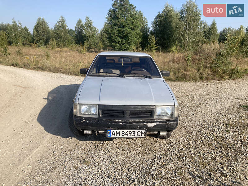Хэтчбек Москвич/АЗЛК 2141 1989 в Житомире