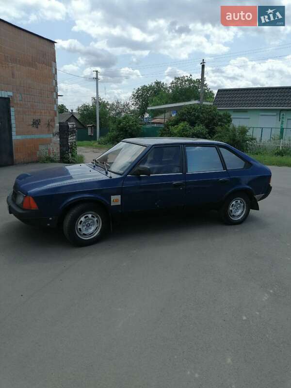 Хетчбек Москвич/АЗЛК 2141 1990 в Прилуках