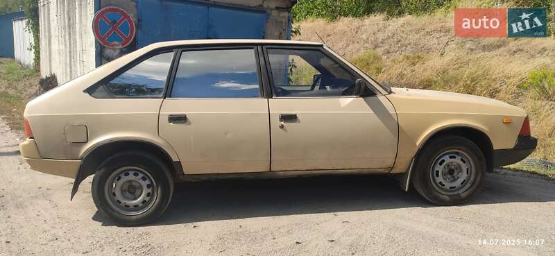 Хетчбек Москвич/АЗЛК 2141 1990 в Кременчуці