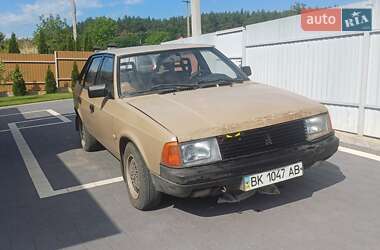Седан Москвич/АЗЛК 2141 1994 в Вараше