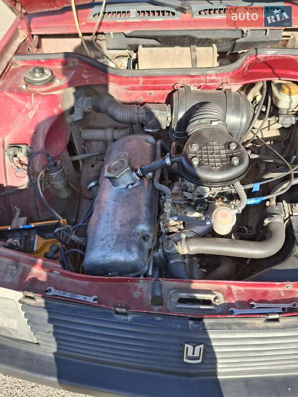 Хетчбек Москвич/АЗЛК 2141 1990 в Синельниковому