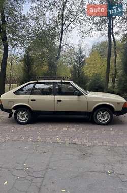 Хэтчбек Москвич/АЗЛК 2141 1990 в 