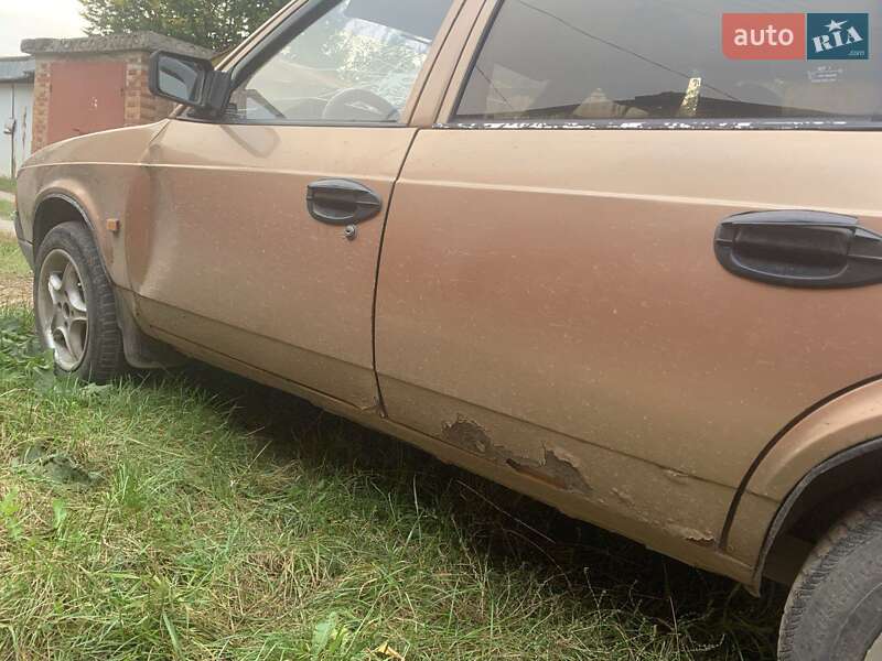 Хэтчбек Москвич/АЗЛК 2141 1990 в Виннице фото 4 Хэтчбек Москвич/АЗЛК 2141 1990 в Виннице