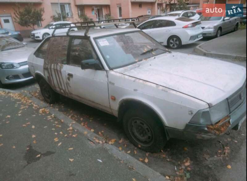 Хэтчбек Москвич/АЗЛК 2141 1991 в Киеве фото 3 Хэтчбек Москвич/АЗЛК 2141 1991 в Киеве