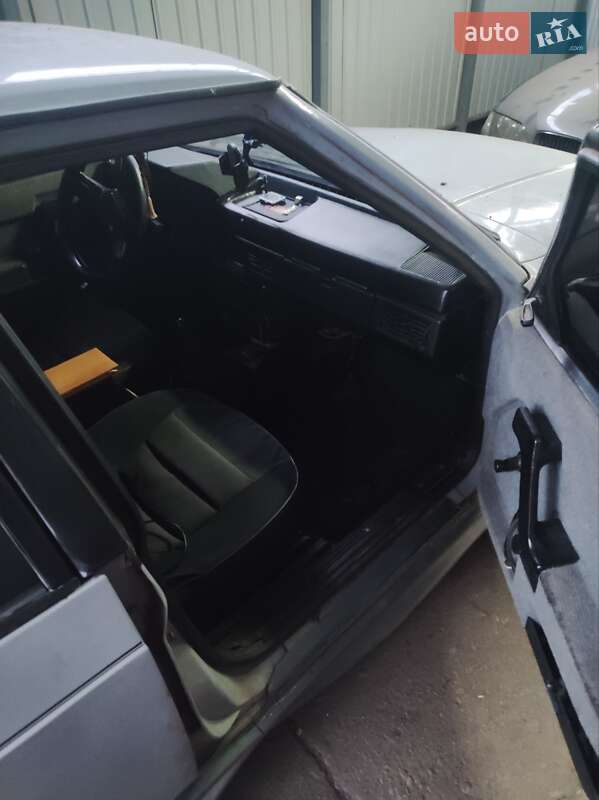 Хэтчбек Москвич/АЗЛК 2141 1991 в Краматорске