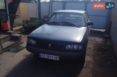 Хэтчбек Москвич/АЗЛК 2141 1999 в Чугуеве