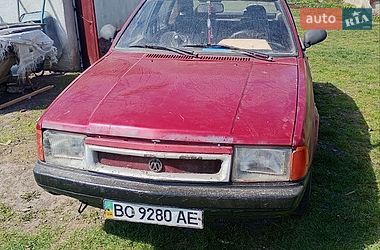 Хэтчбек Москвич/АЗЛК 2141 1992 в Буске