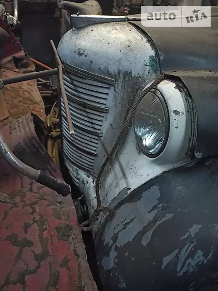 Москвич/АЗЛК 401 1955