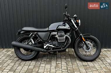 Мотоцикл Классик Moto Guzzi V7 Stone 2014 в Одессе