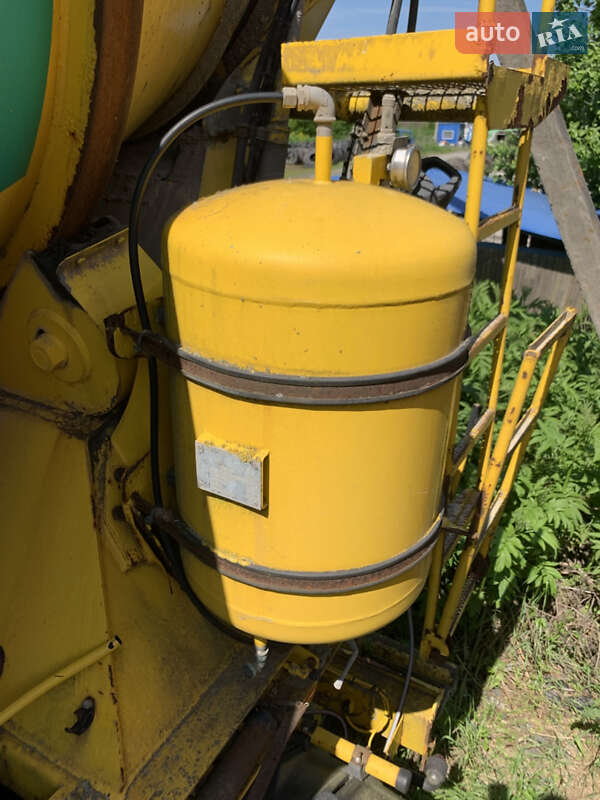 Бетономешалка (Миксер) полуприцеп Mueller-Mitteltal SF36BM 2007 в Хмельницком