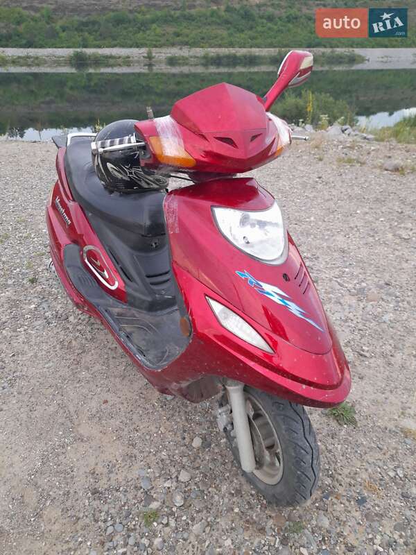 Скутер Musstang MT-125 2013 в Новоднестровске