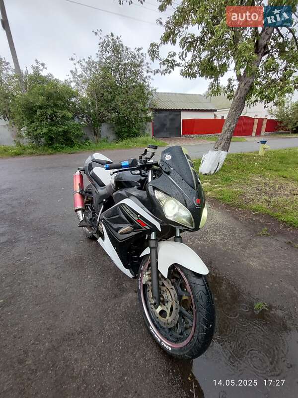 Мотоцикл Спорт-туризм Musstang MT 200-10 2014 в Шишаки