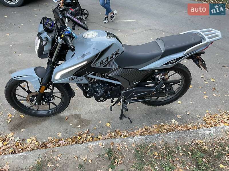 Мотоцикл Классик Musstang MT 200-9ST 2025 в 