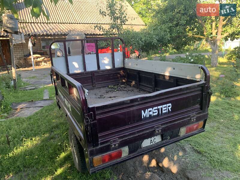 Вантажні трицикли Musstang MT200ZH-4V 2019 в Царичанці