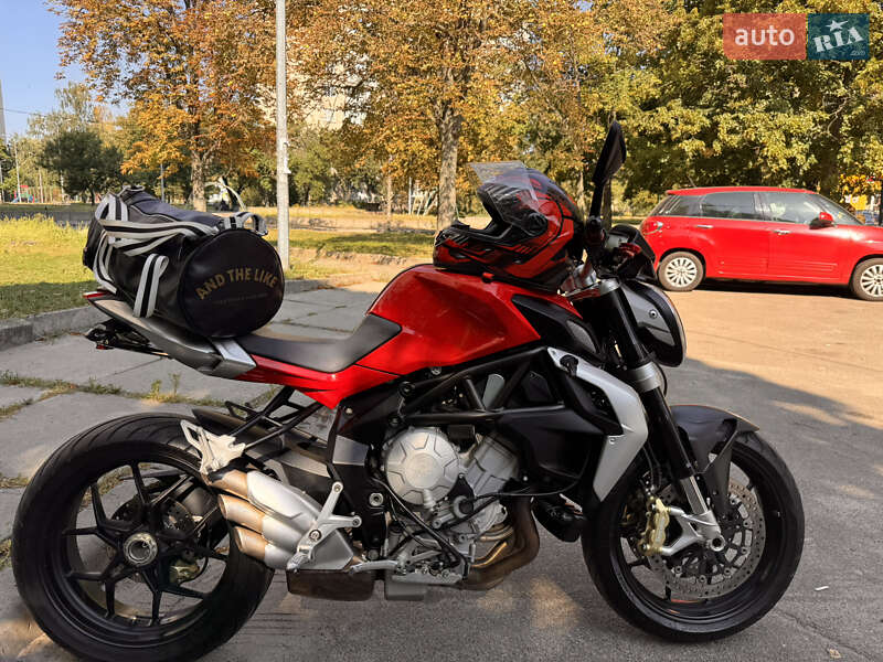 Мотоцикл Без обтекателей (Naked bike) Mv agusta Brutale 2013 в Киеве