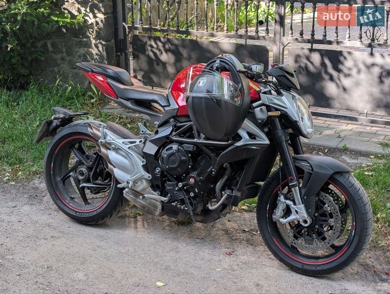 Mv agusta Brutale 2016