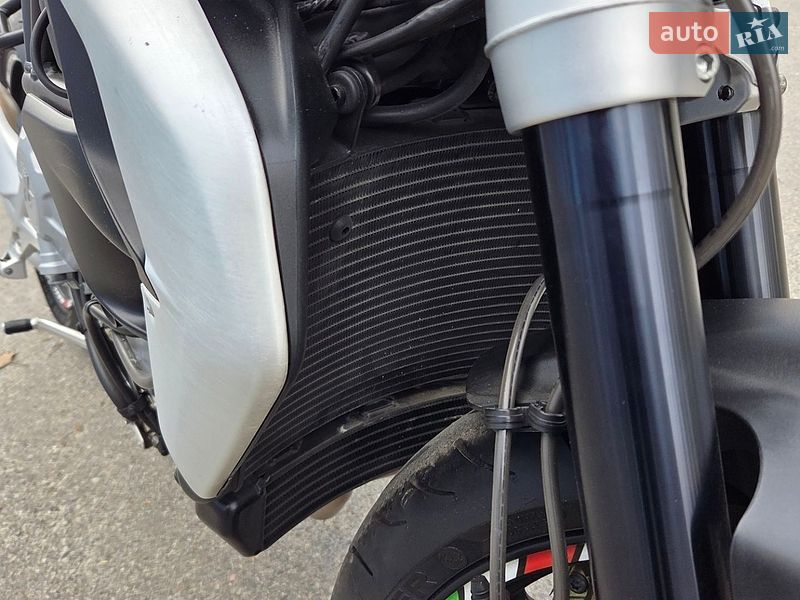 Мотоцикл Без обтекателей (Naked bike) Mv agusta Brutale 2013 в Киеве