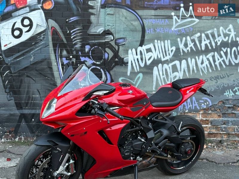 Mv agusta F3 2013