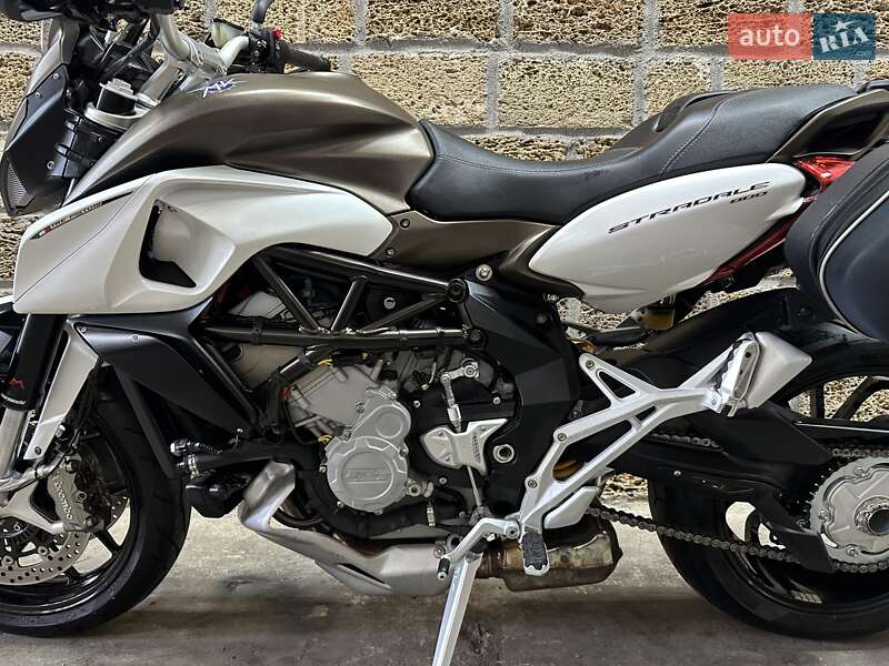 Мотоцикл Без обтекателей (Naked bike) Mv agusta Stradale 800 2015 в Одессе