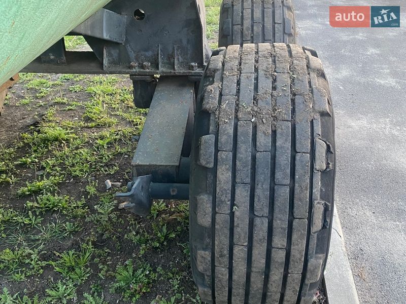 Цистерна МЖТ 8 1990 в Первомайске