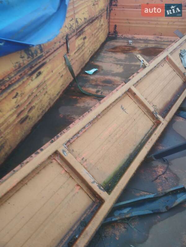 Самоскид причіп Нефаз 8560 2013 в Луцьку