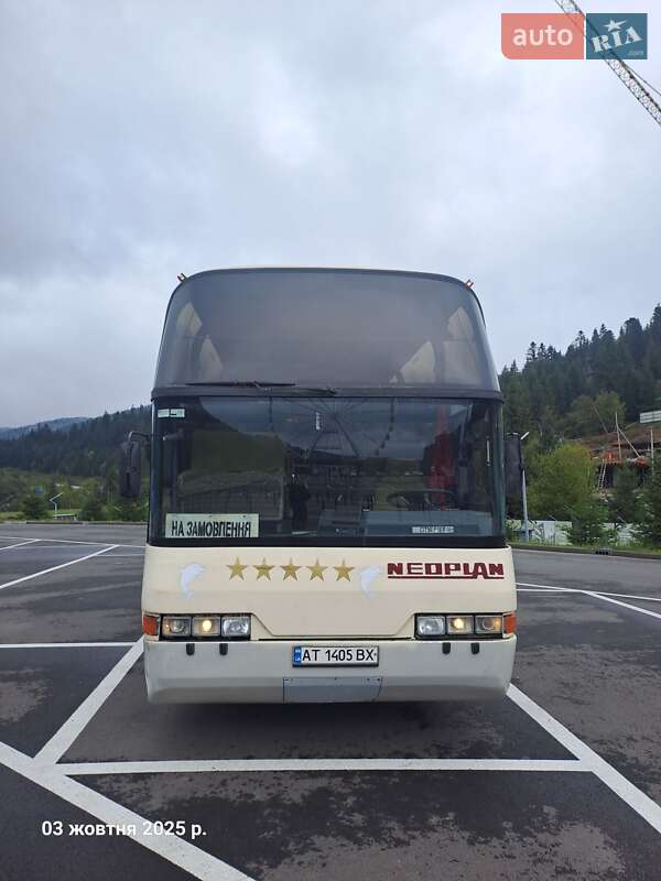 Туристический / Междугородний автобус Neoplan N 116 1989 в Яремче фото 10 Туристический / Междугородний автобус Neoplan N 116 1989 в Яремче
