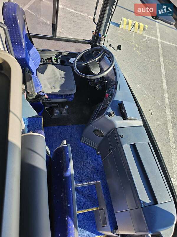 Туристичний / Міжміський автобус Neoplan N 116 2001 в Львові фото 16 Туристичний / Міжміський автобус Neoplan N 116 2001 в Львові