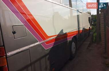Туристичний / Міжміський автобус Neoplan N 117 1992 в 