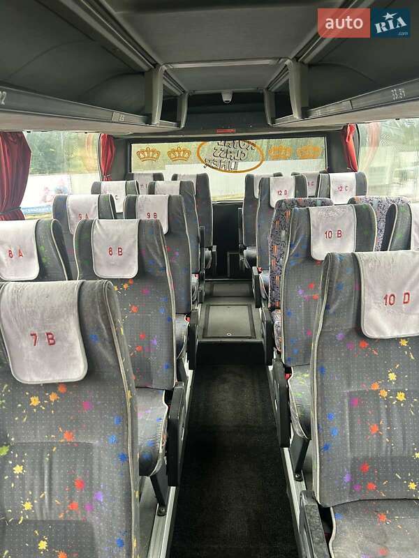 Туристический / Междугородний автобус Neoplan N 117 2000 в Снятине фото 2 Туристический / Междугородний автобус Neoplan N 117 2000 в Снятине