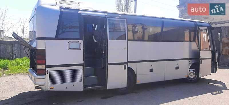Туристический / Междугородний автобус Neoplan N 208 1991 в Килии фото 4 Туристический / Междугородний автобус Neoplan N 208 1991 в Килии