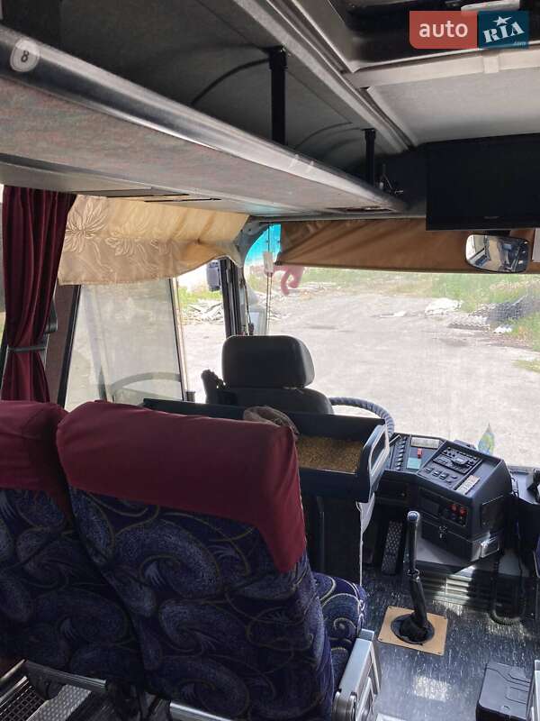 Туристический / Междугородний автобус Neoplan N 208 1992 в Новой Ушице фото 10 Туристический / Междугородний автобус Neoplan N 208 1992 в Новой Ушице