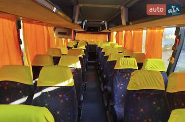 Туристический / Междугородний автобус Neoplan N 213 1998 в 
