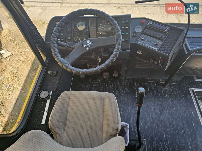 Туристический / Междугородний автобус Neoplan N 316 1998 в Одессе