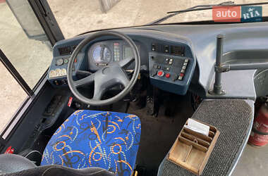 Міський автобус Neoplan N 4411 2000 в Чернівцях