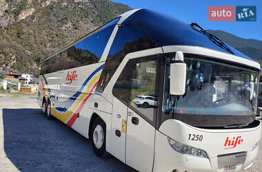 Туристичний / Міжміський автобус Neoplan N 2010 в Чернівцях