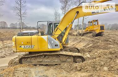 Экскаватор New Holland E 2005 в Ровно