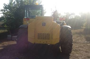 Телескопический погрузчик New Holland LM 2005 в 