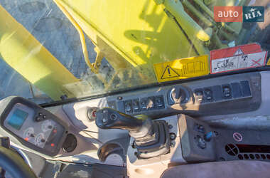 Колесный экскаватор New Holland MH 3.6 2003 в 